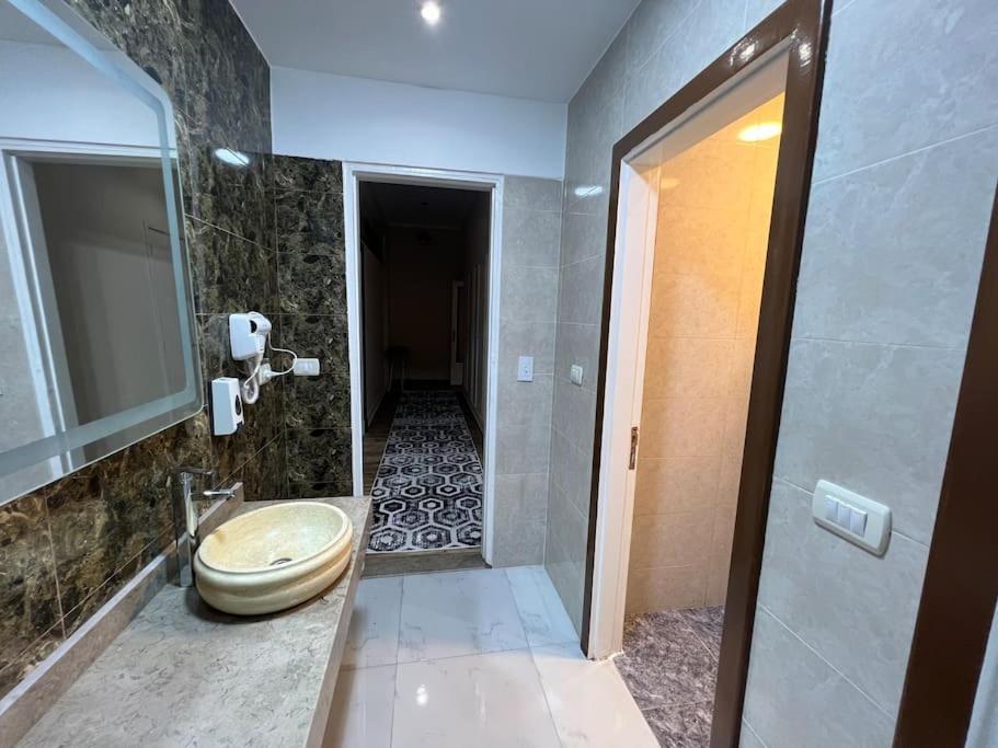Luxury Apartment Downtown Caïro Buitenkant foto